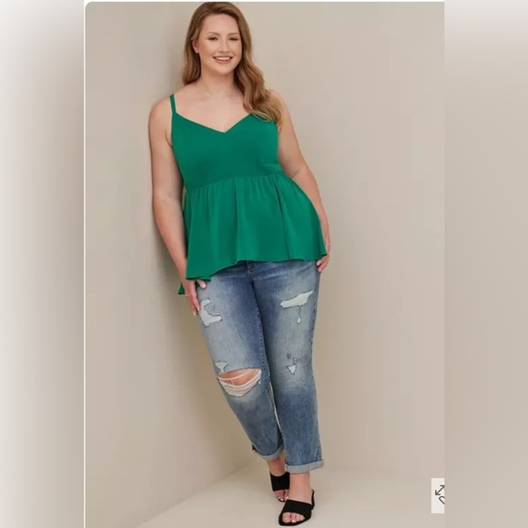 Torrid NWT Green Peplum Sleeveless Top V-Neck R17 - Picture 7 of 8